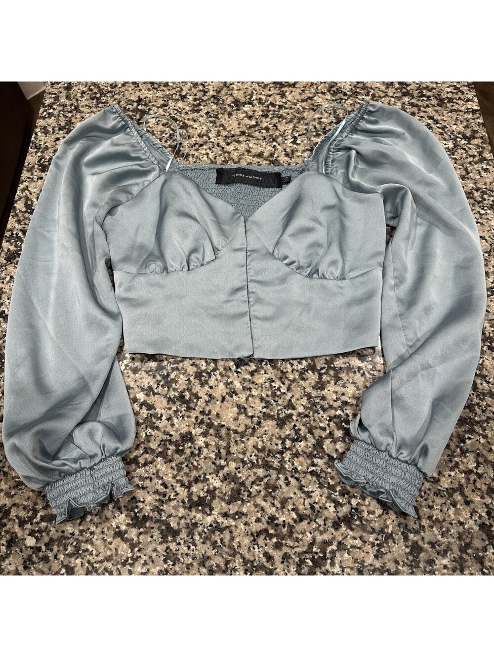 code x mode Romantic Eyelet Blue cropped long puff sleeve top size medium